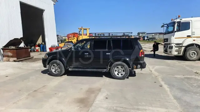 Mitsubishi Pajero, 2003 года, 170 лс