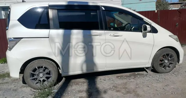 Honda Freed, 2012 года, 118 лс, 199540 км, АКПП