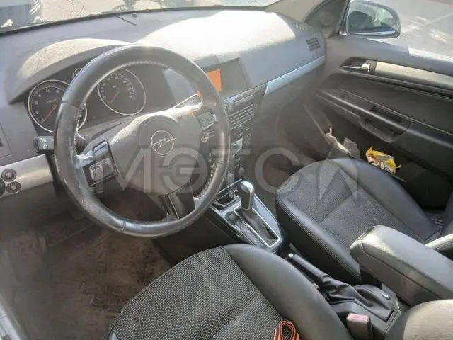 Opel Astra, 2012 года, 140 лс, 275223 км, АКПП