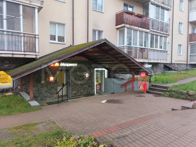 Помещение в Ленинградской обл., 329,5 кв.м.