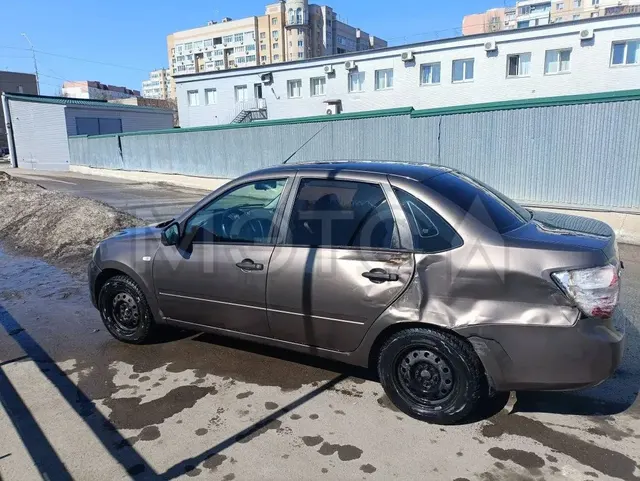 Lada Granta, 2017 года, 106 лс, 107357 км