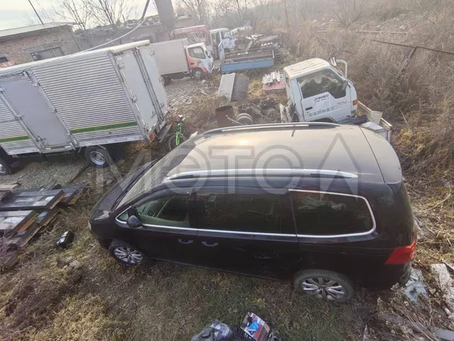 Volkswagen Sharan, 2011 года, 110 лс, 80000 км, АКПП