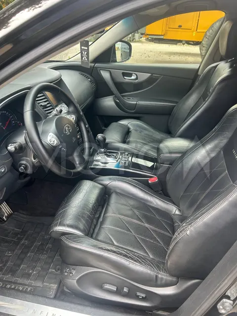 Infiniti FX37, 2011 года, 333 лс, 337117 км, полный привод, АКПП