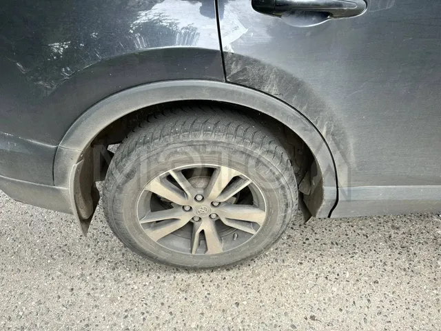 Toyota RAV4, 2015 года, 146 лс, 381000 км, АКПП