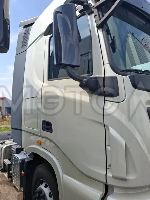 Седельный тягач Dongfeng KX 4x2, 2023 года