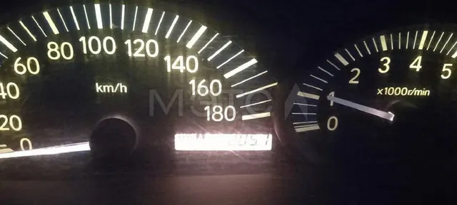 Toyota Estima, 2001 года, 160 лс