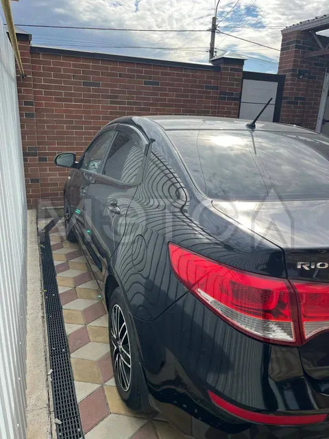 Kia Rio, 2015 года, 123 лс