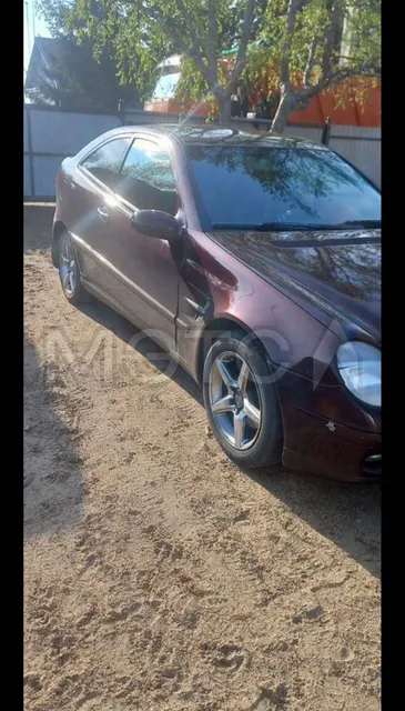 Mercedes-Benz C-Класс, 2006 года, 143 лс, 100000 км, АКПП