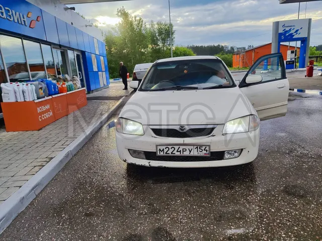 Mazda Familia, 1999 года, 110 лс