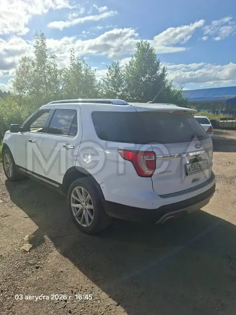 Ford Explorer, 2016 года, 248 лс