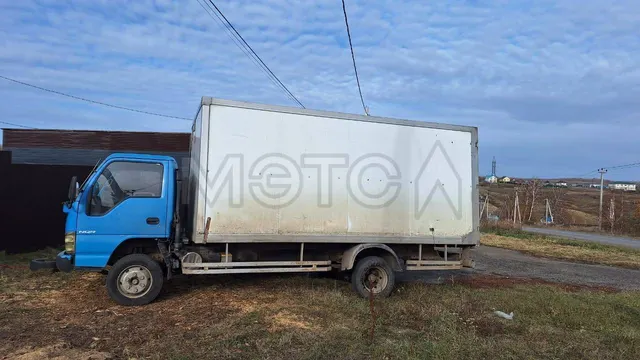 Грузовой фургон Isuzu NQR 3784D1, 2007 года