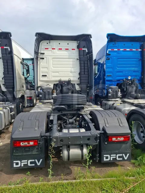Седельный тягач Dongfeng KX 4x2, 2023 года