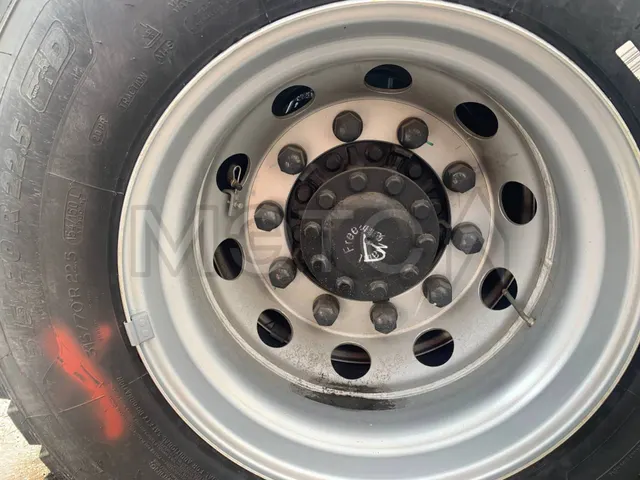 Седельный тягач Dongfeng GX 4x2