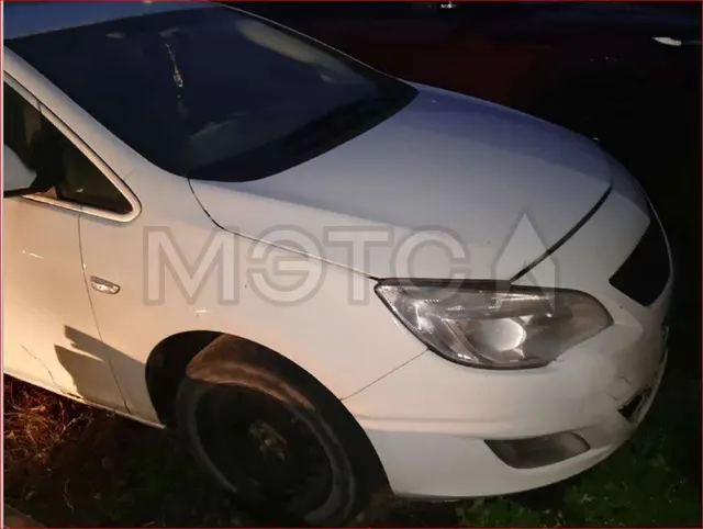 Opel Astra, 2011 года, 115 лс