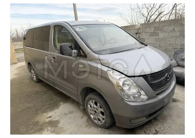 Hyundai Grand Starex, 2012 года, 145 лс