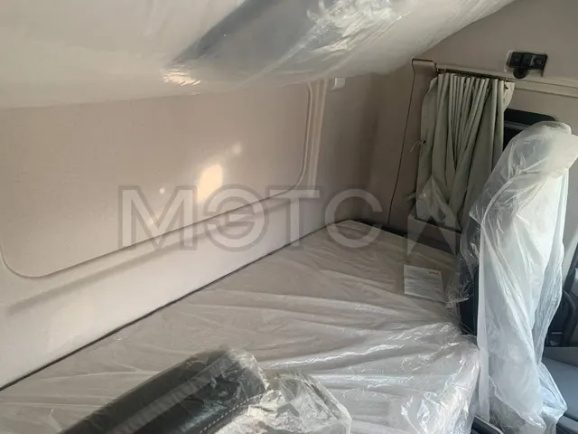 Седельный тягач Dongfeng GX 4x2, 2024 года