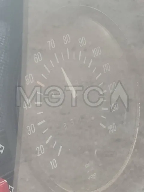 Грузовой автомобиль Мерседес-Бенц 310 D, 1990 года
