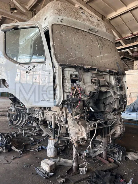 РЕНО PREMIUM 440.19T, грузовой тягач седельный, 2011 года