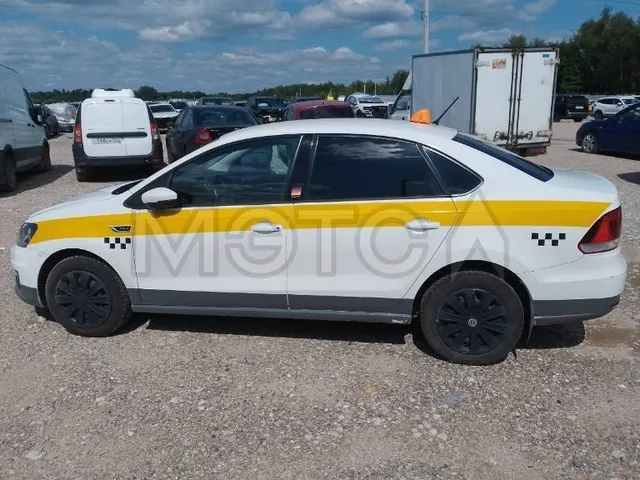 Volkswagen Polo, 2016 года, 110 лс, АКПП