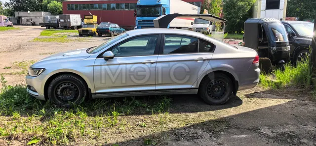 Volkswagen Passat, 2016 года, 125 лс, 341950 км, АКПП