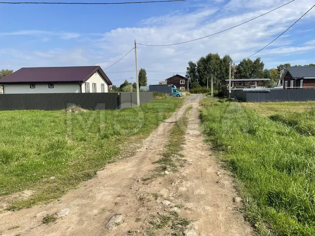 Земельный участок в Ярославской обл., 800 кв.м.