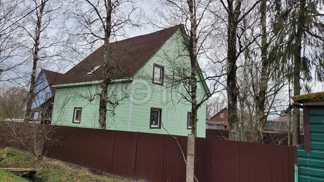 Дом 135,8 кв.м. и земельный участок 740+/-10 кв.м. в Ленинградской обл.