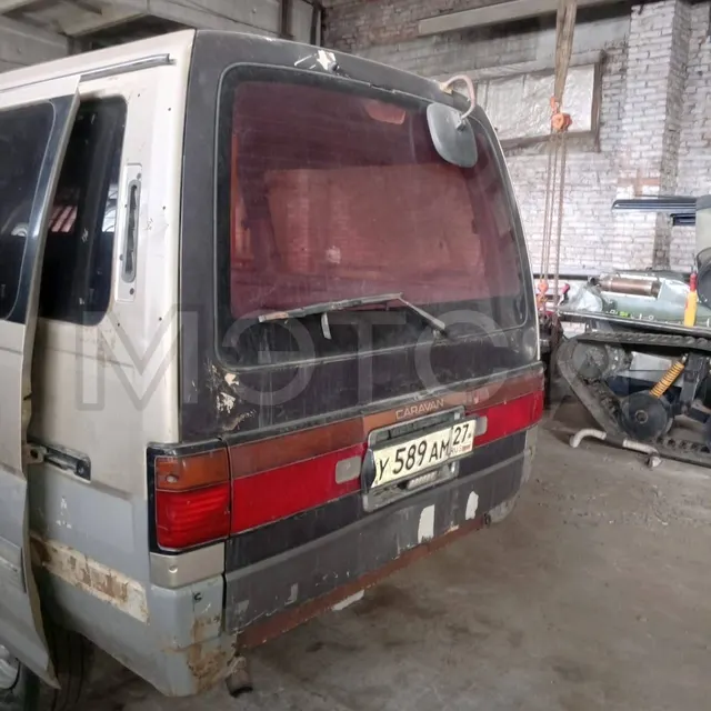 Nissan Caravan, 1982 года, 85 лс, 150000 км