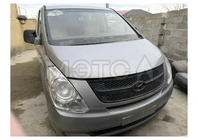 Hyundai Grand Starex, 2012 года, 145 лс