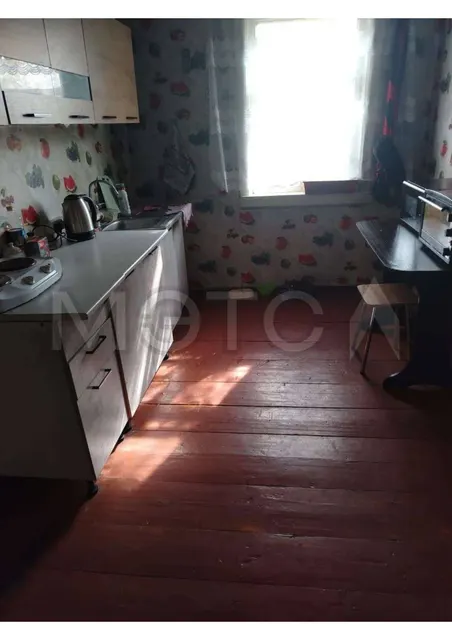 Земельный участок 1 733 кв.м и дом 42,4 кв.м в Новосибирской обл.