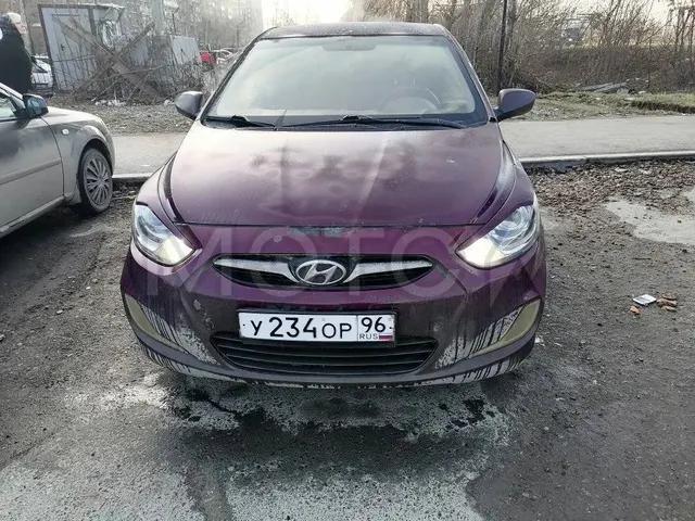 Hyundai Solaris, 2012 года, 107 лс, 267000 км, АКПП