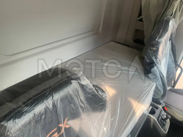 Седельный тягач Dongfeng GX 4x2, 2024 года