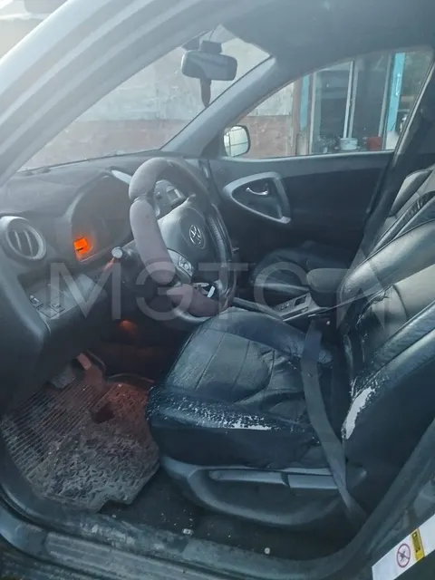 Toyota RAV4, 2007 года, 152 лс