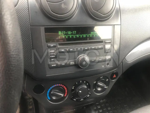 Chevrolet Aveo, 2011 года, 101 лс, 203000 км