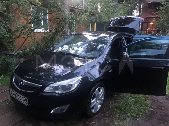 Opel Astra, 2011 года, 115 лс, 162040 км, АКПП