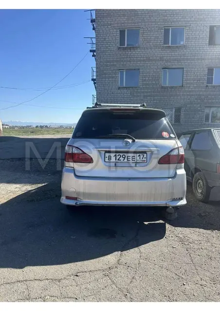 Toyota Ipsum, 2001 года, 160 лс, АКПП
