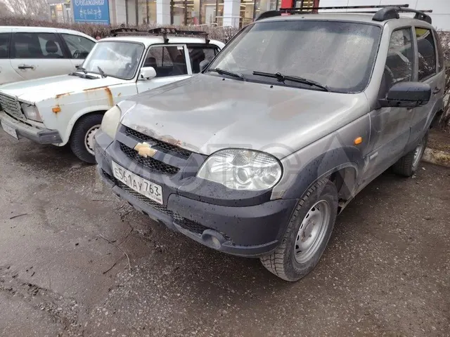 Chevrolet Niva, 2009 года, 80 лс, 243324 км, полный привод