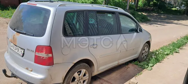Volkswagen Touran, 2005 года, 140 лс, 368000 км, АКПП