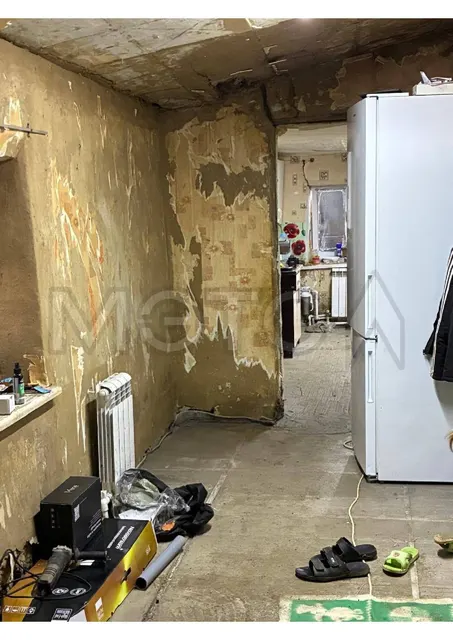 1/2 доля дома и 1/2 доля земельного участка в Ростовской обл.