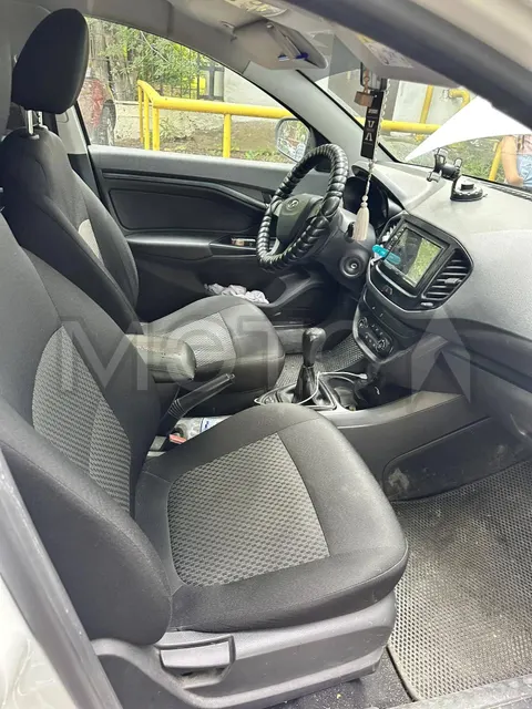 Lada Vesta, 2019 года, 106 лс, 179000 км