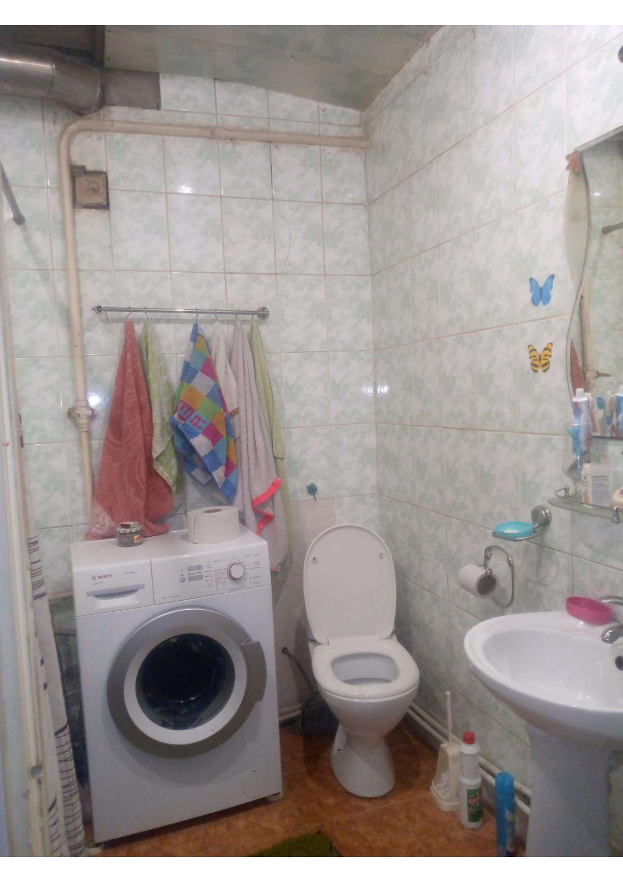 Недвижимое имущество (квартира 39,90 кв.м), расположенное по адресу: город Санкт-Петербург, наб. Октябрьская, д. 24, корп. 3, литера А, кв. 90, кадастровый номер: 78:12:0633102:3939