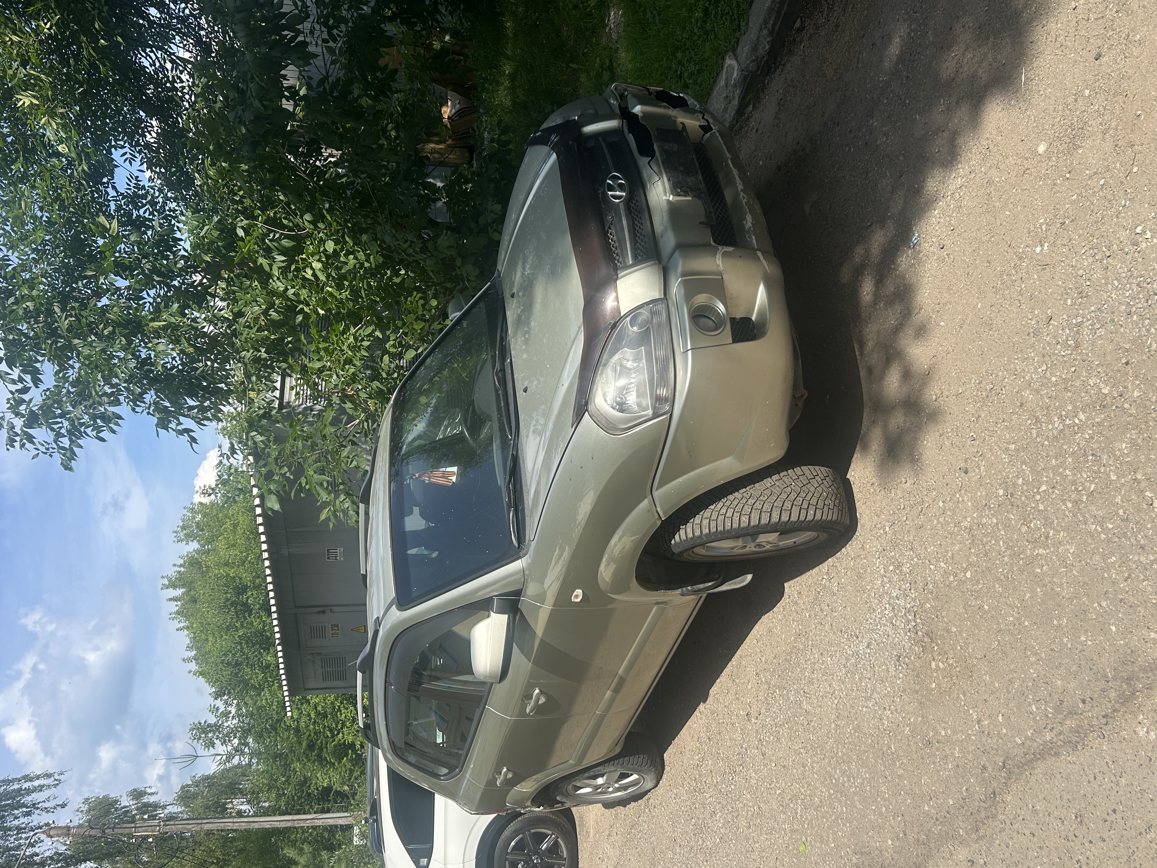 Транспортное средство HYUNDAI TUCSON 2.0 GLS MT, 2008 года выпуска, VIN KMHJN81BP8U909268, цвет: серебристый, ПТС 78 ТУ 946535.