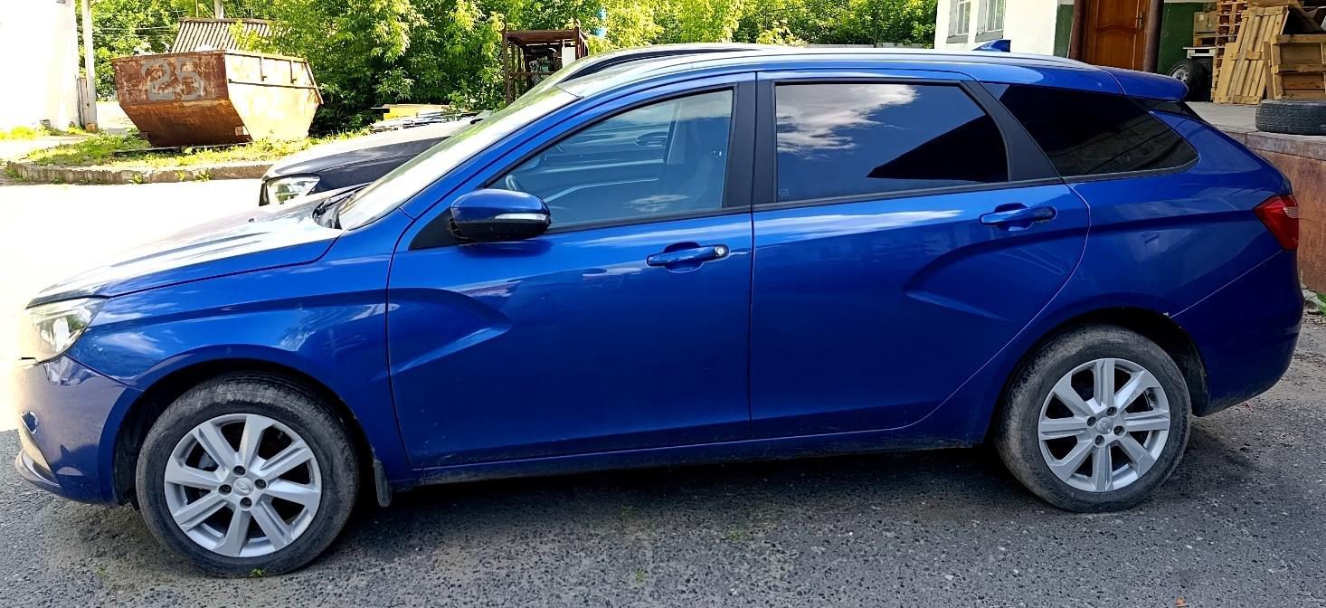 LADA VESTA