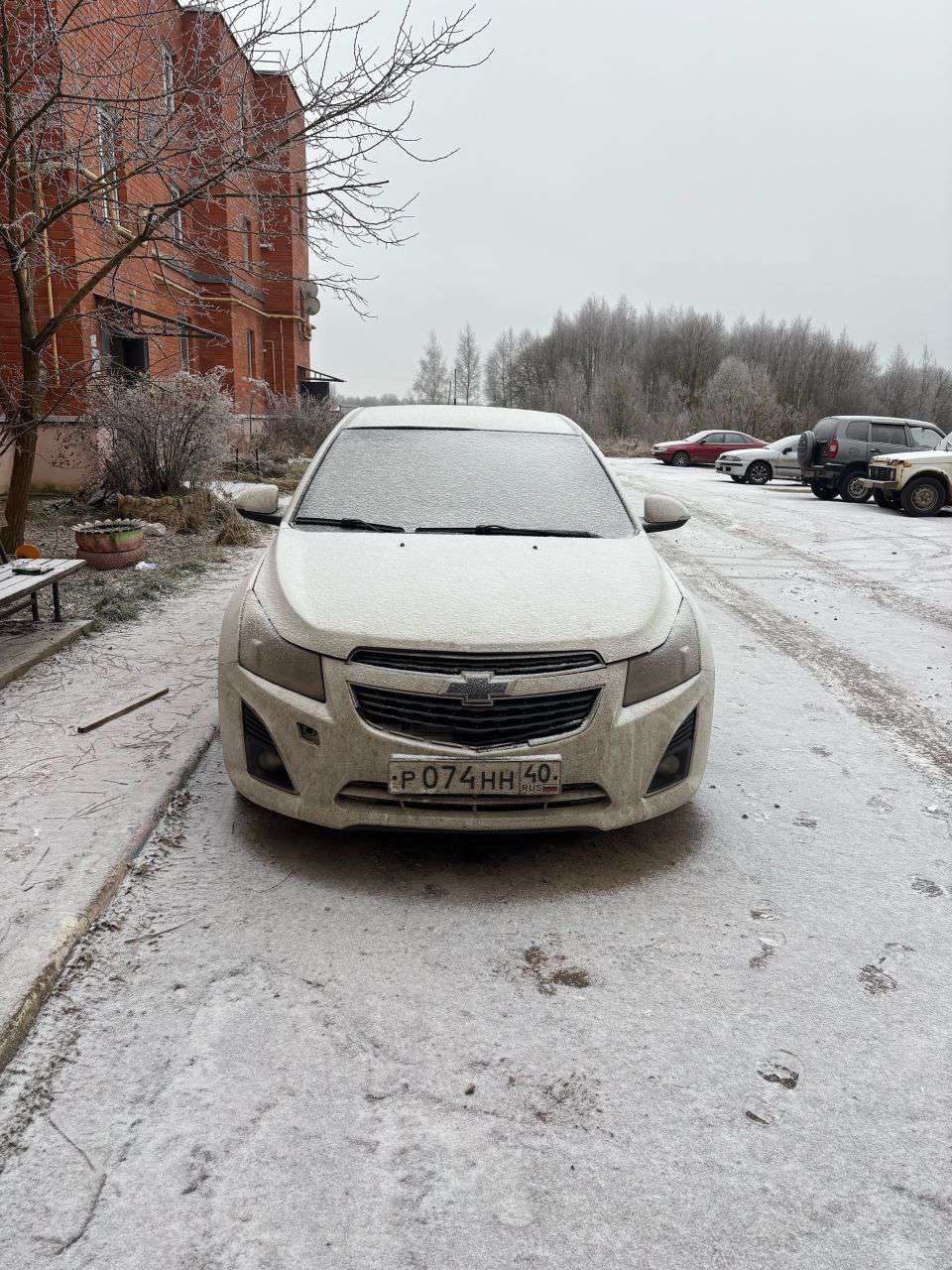 Автомобиль CHEVROLET KL1J CRUZE, VIN: XUFJA6889E3036287, год выпуска 2014. Автомобиль на ходу ( чек горит, присутствует течь масла и антифриза).