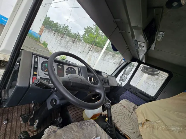 Грузовой автомобиль VOLVO FM-TRUCK 6X2; цвет белый; мощность 330,00 л.с.; рабочий объем 10 837 куб. см; год выпуска 2010; VIN / рама / кузов: X0V6712A6A0000020; ПТС: 40MX995289; г/н: A943BT159; двигатель № 200668; Комплектность: ключ