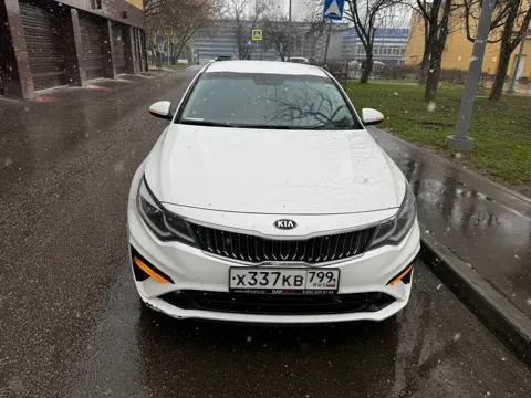 Автомобиль марки KIA JF (OPTIMA)