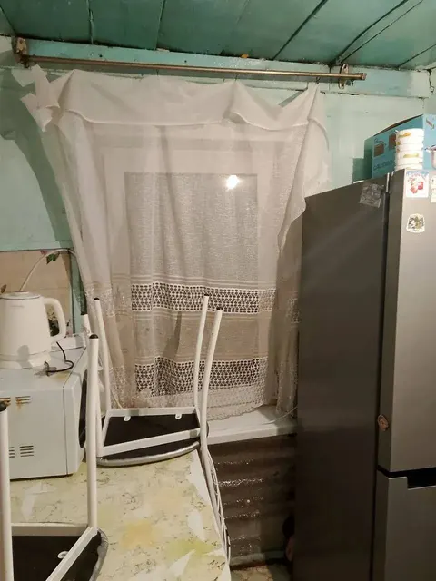 Жилое здание и земельный участок