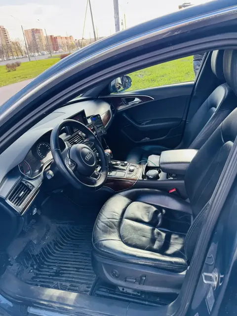 Легковой автомобиль (седан), марка: Audi, модель: A6, год изготовления: 2014, VIN: WAUZZZ4G1EN169668, гос. номер: У282ОА152, цвет: Серо-синий, изготовитель: Ауди (Германия). Местонахождение имущества: г. Санкт-Петербург.