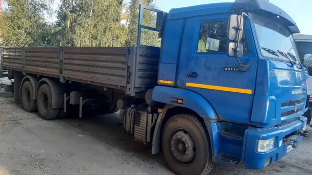 Транспортные средства и оборудование единым лотом