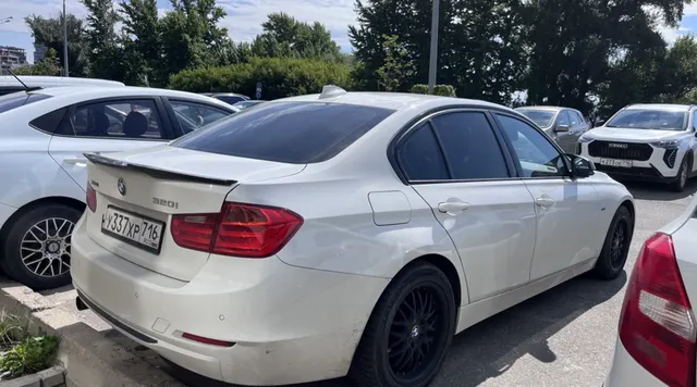 Легковой автомобиль марка: BMW, модель: 320 I XDRIVE, 2013 год выпуска, VIN: WBA3C31020F797088, гос. номер: У337ХР716, цвет: Белый. Местонахождение имущества: Республика Татарстан, г. Казань.