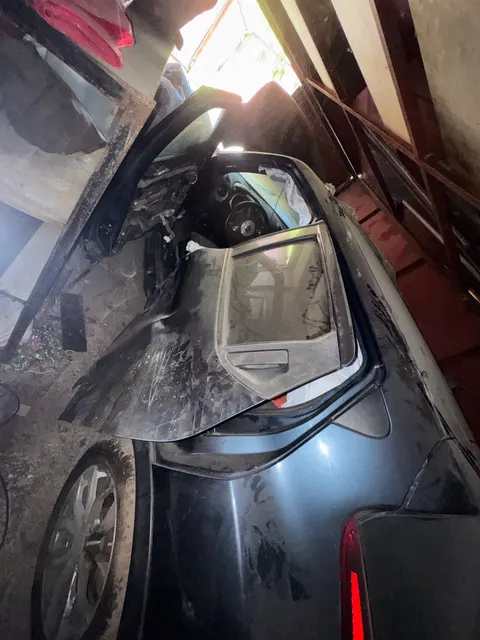 Автомобиль